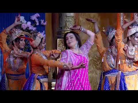 krishna bhajan Nita Ambani's Dance on Krishna Bhajan at Akash-Shloka Wedding