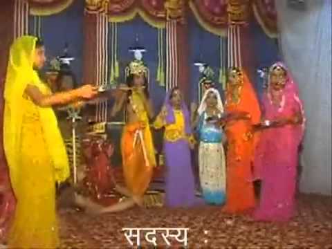 01 Aarti Kunj Bihari ki – By Shri Harikesh Singh – YouTube.FLV